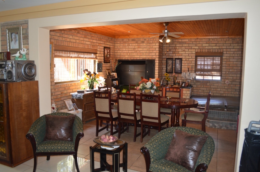 3 Bedroom Property for Sale in Wilkoppies North West